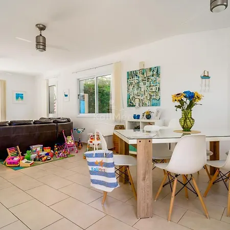 Emily * Πρωταράς